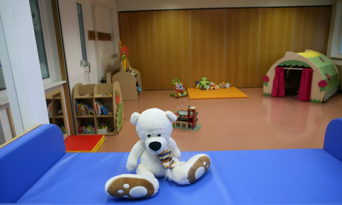 Vzgojiteljica iz vrtca delila podobe spolne zlorabe otrok