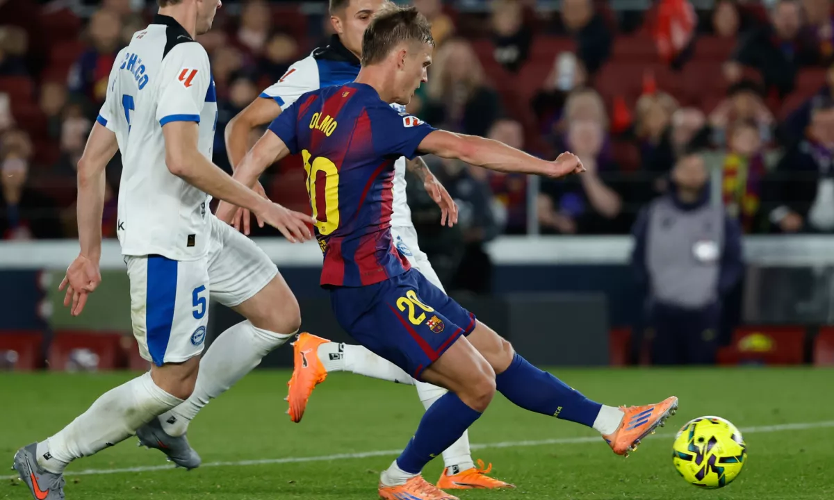 Barcelona po preobratu premagala Alaves in se povzpela na vrh španske lige