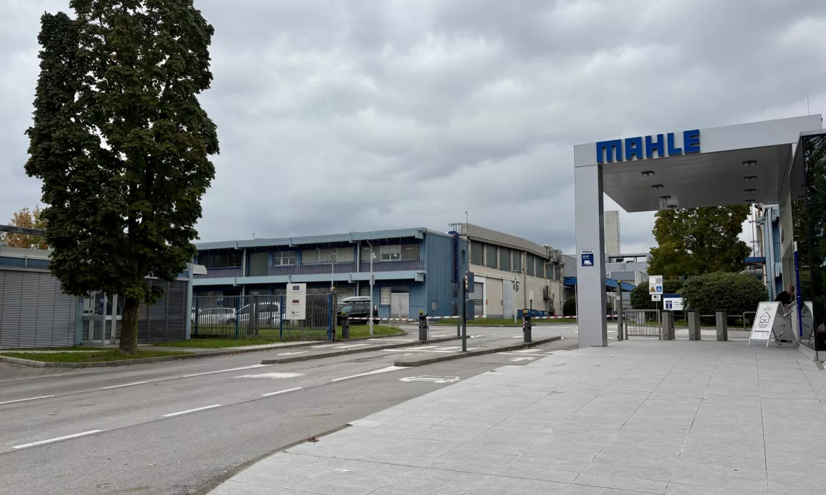 Zbližali stališča in zamrznili stavko v Mahleju