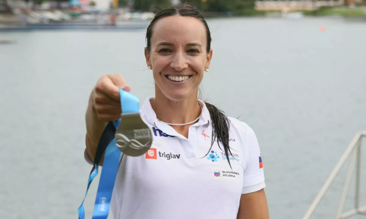 Kajakaška zveza Slovenije izbrala Anjo Osterman Apollonio in Anžeta Urankarja