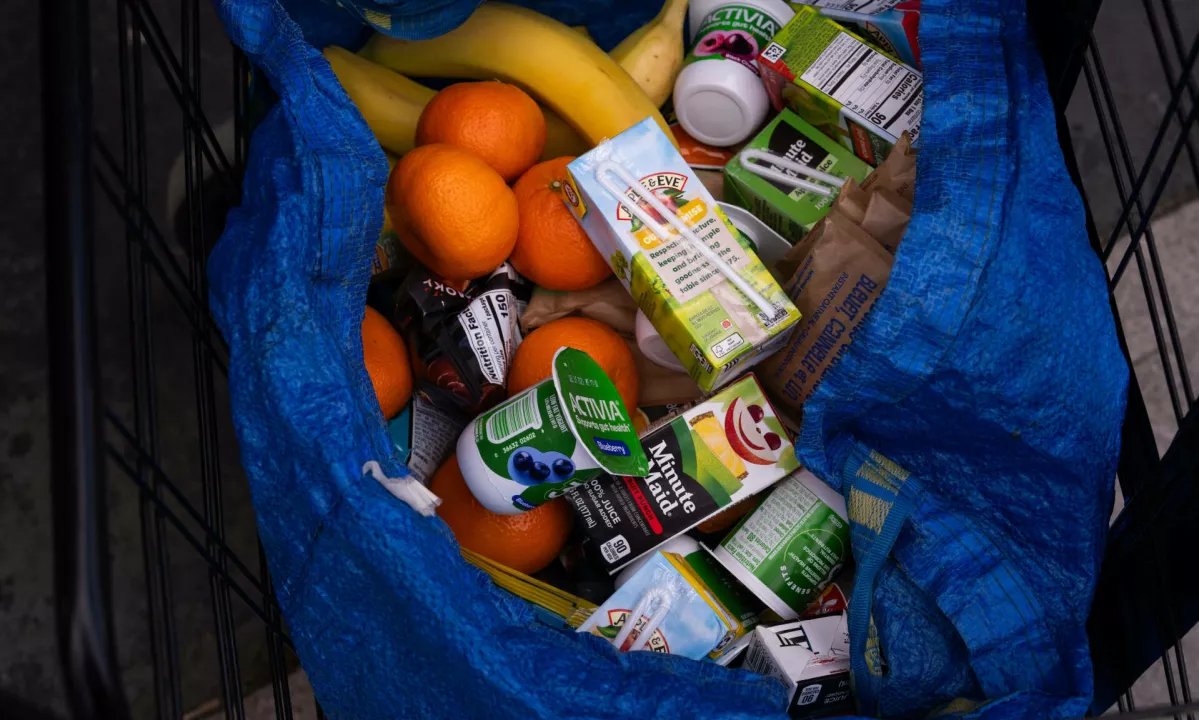 Inflacija v območju evra novembra rahlo poskočila