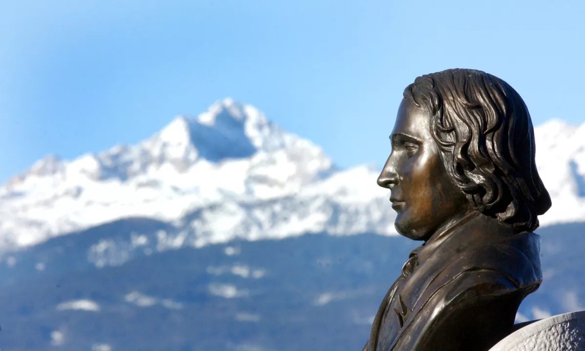 Ministrica Vrečko poudarja pomen kulture za kakovost življenja ob Ta veselem dnevu kulture