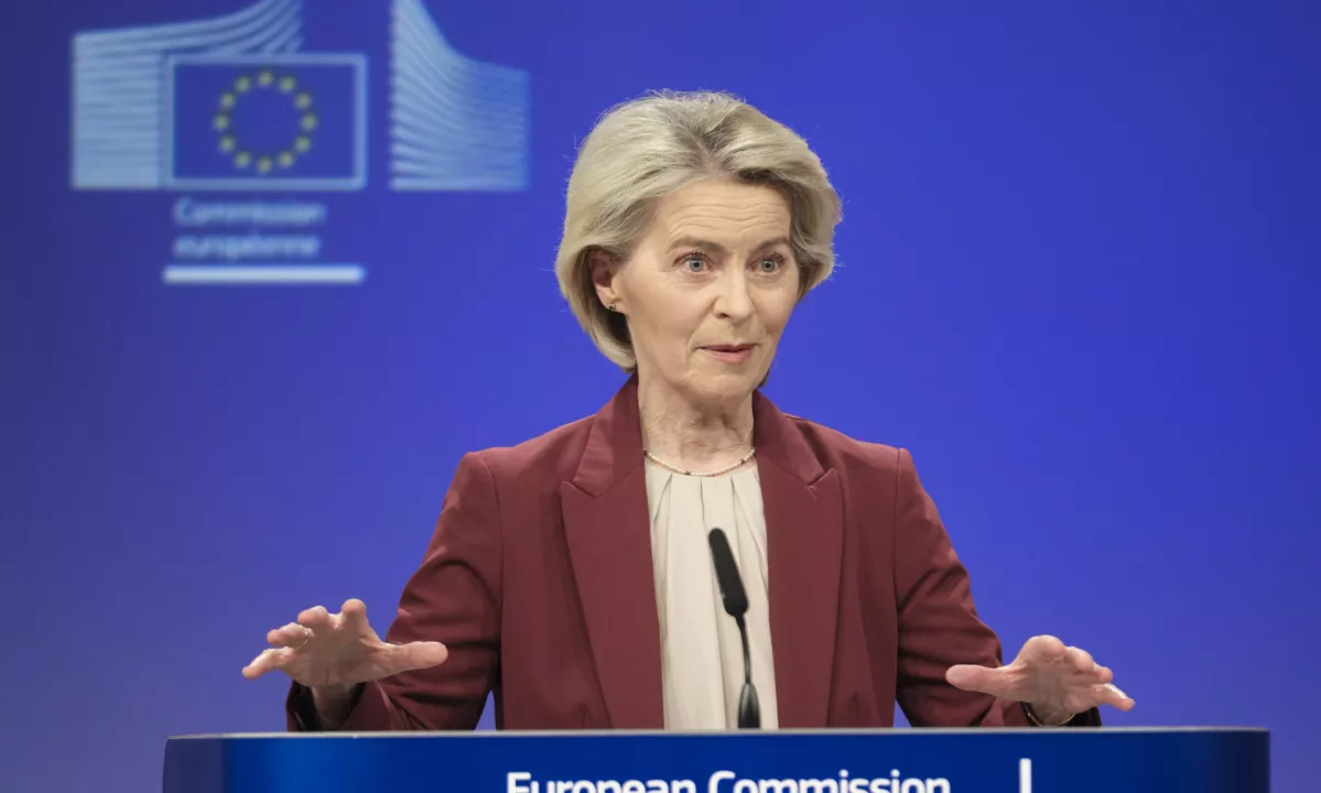 Von der Leyen molči glede obtožb o korupciji v EEAS