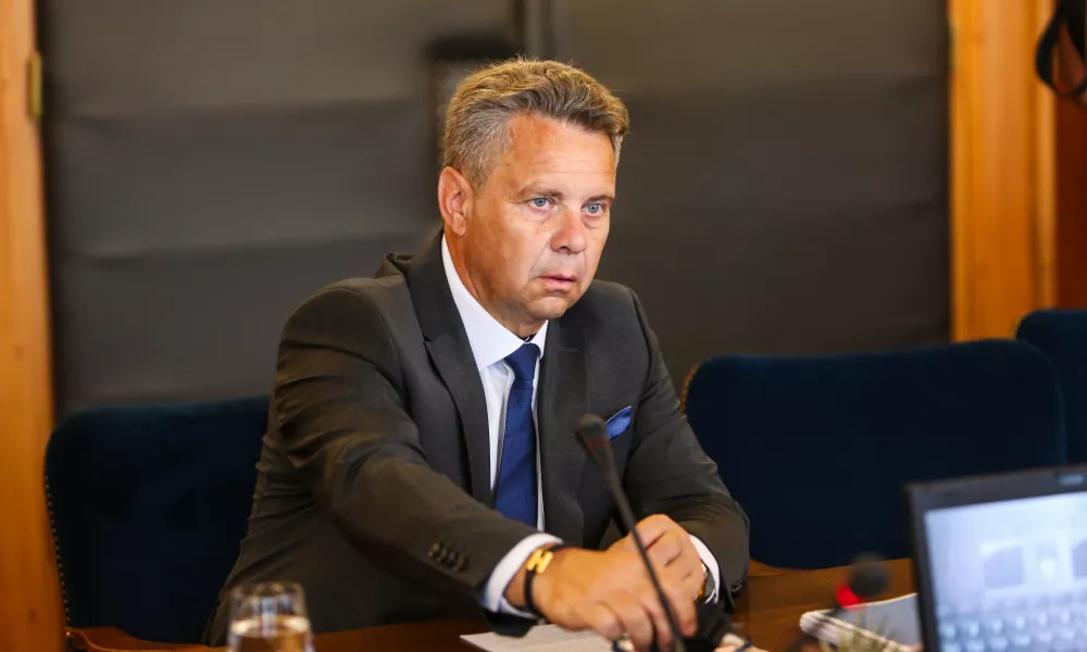 - Tomaž Vesel, kandidat za Evropskega komisarja.- 08.08.2024. - Zaslišanje kandidata za evropskega komisarja Tomaža Vesela na Odboru za zadeve EU v DZ RS. //FOTO: Bojan Velikonja