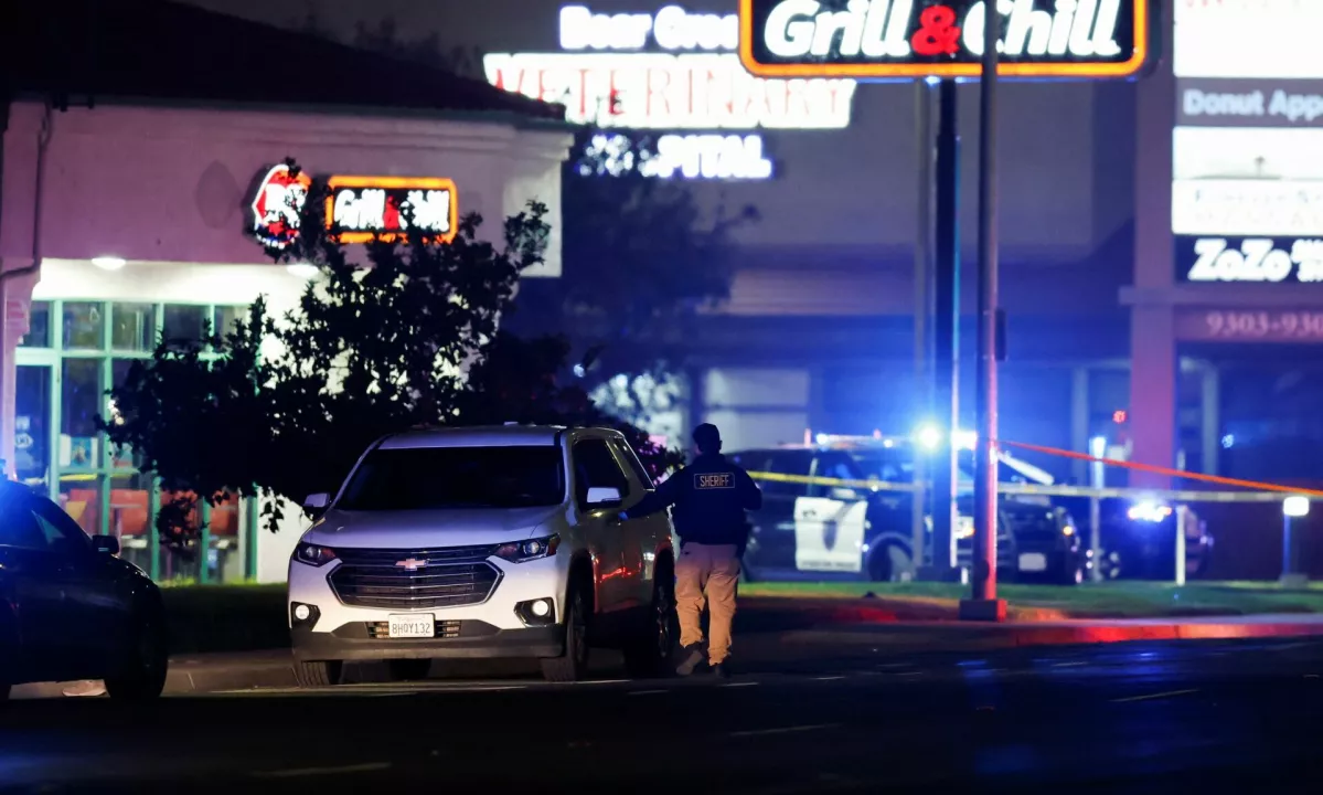 V streljanju v Beogradu ranjen navijač Partizana, tarča naj bi bil moški, ki je preživel več atentatov