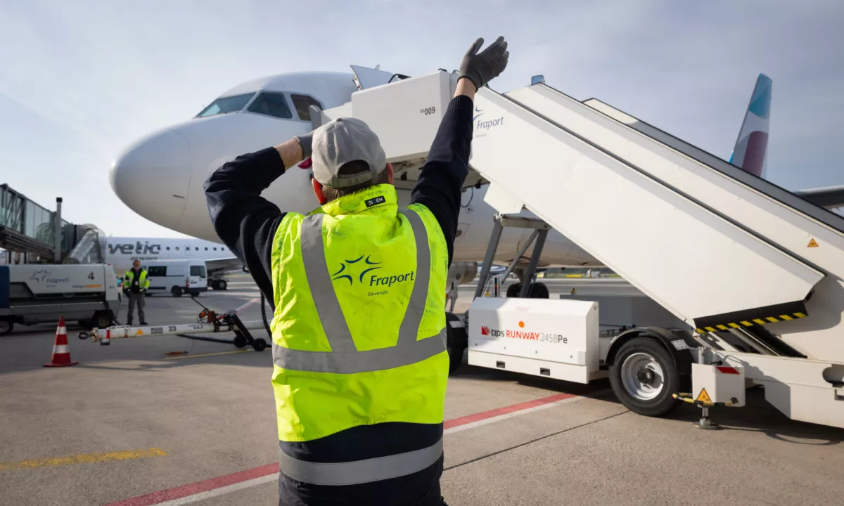 Najraje letijo Madžari, Slovenci nadpovprečno