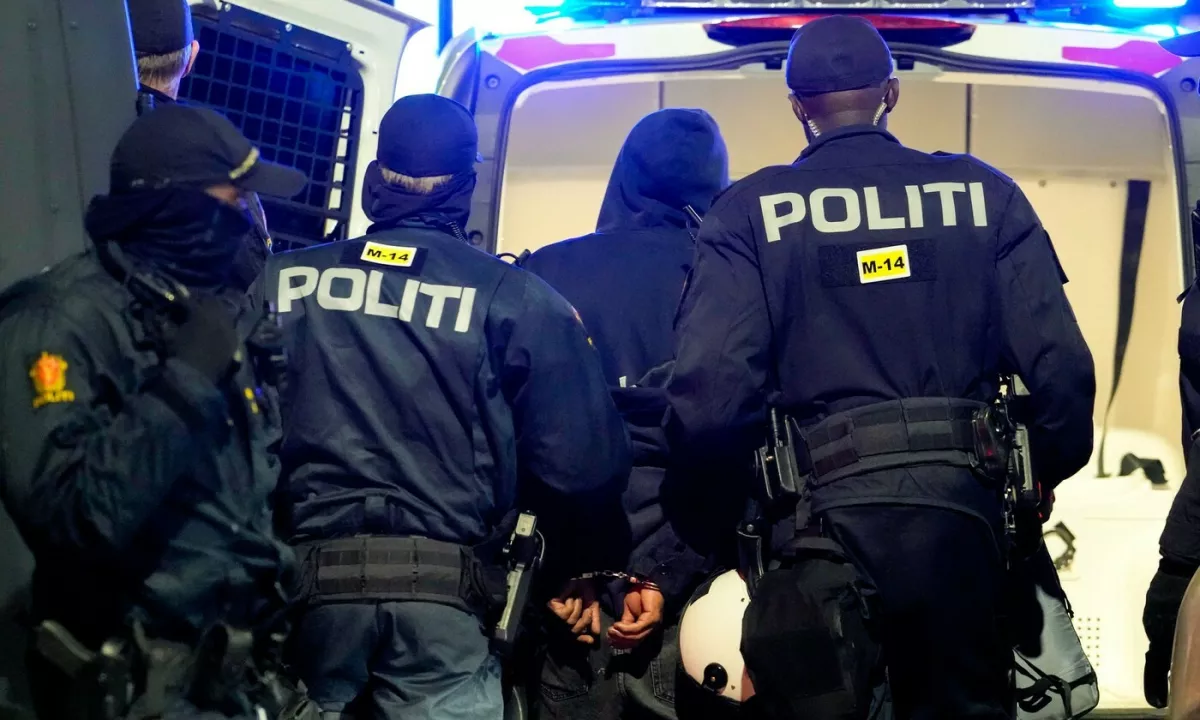 Zaradi strela evakuirali nakupovalno središče v Oslu