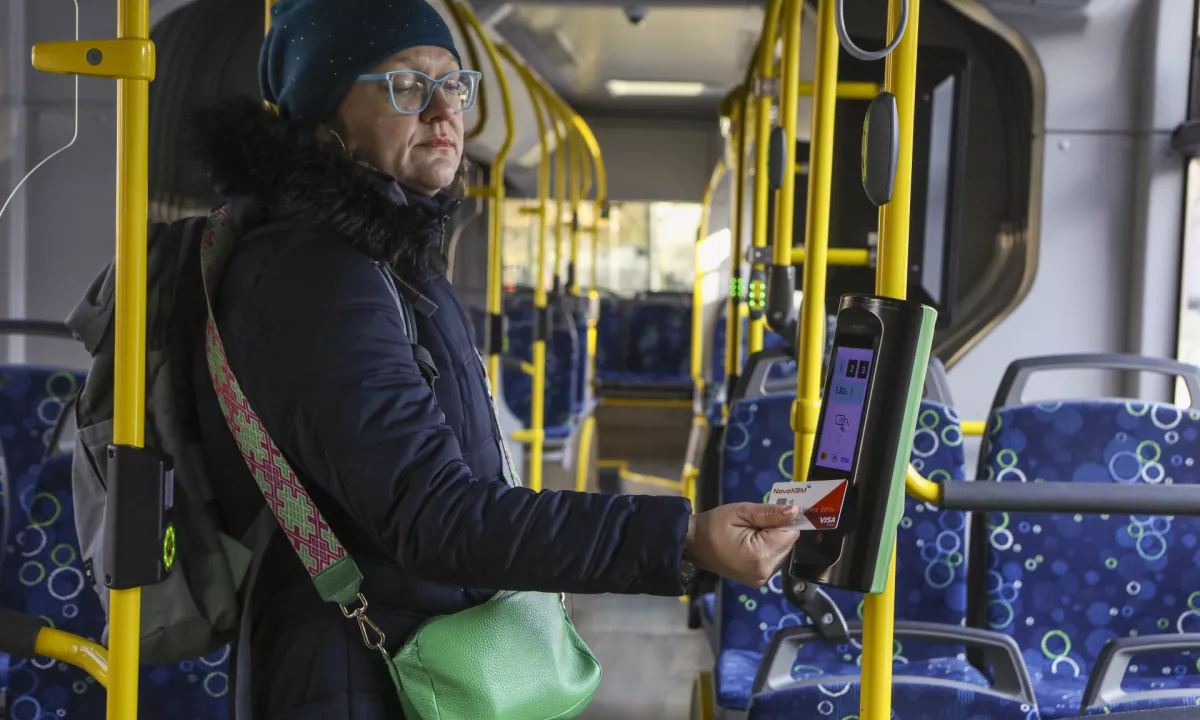 Referendum o ceni avtobusnih vozovnic se seli na vrhovno sodišče