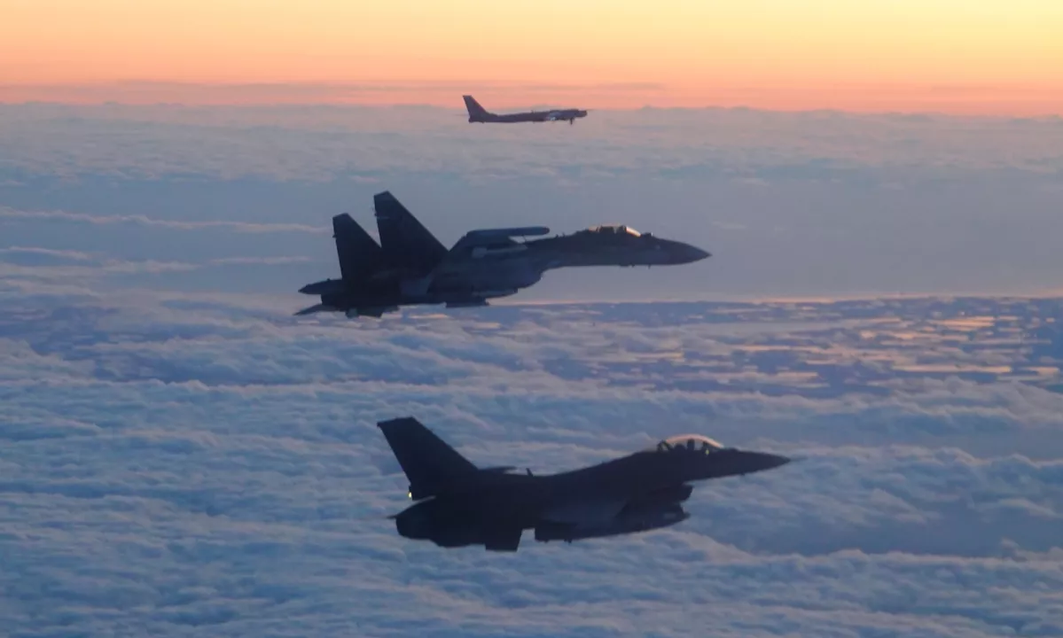 Ruski bombniki skupaj s Kitajsko patruljo leteli blizu Japonske