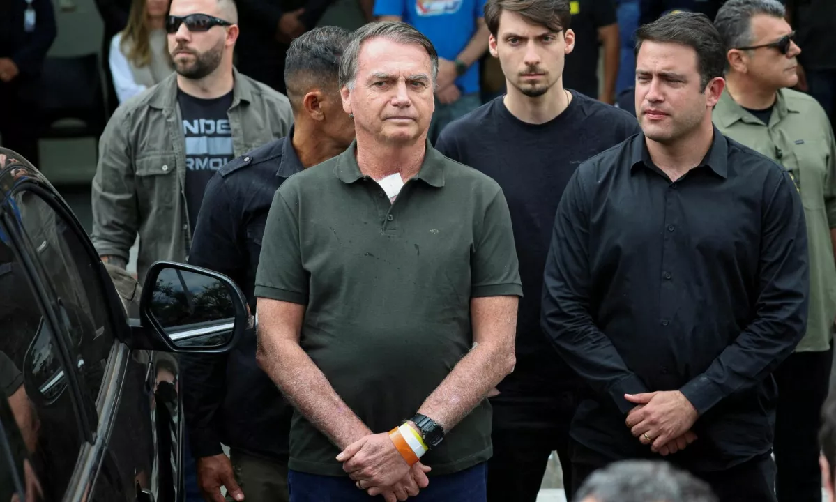 Obsojenemu Bolsonaru se nasmiha skrajšanje kazni na dobri dve leti