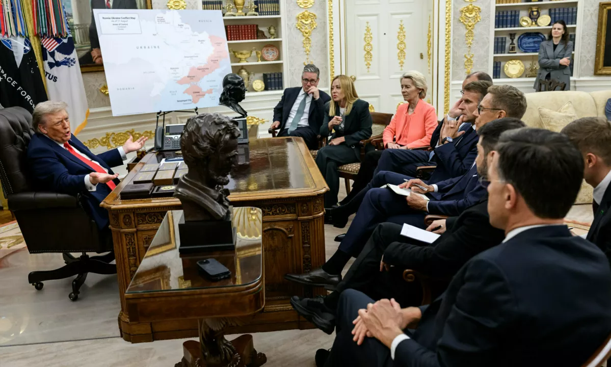 Trump evropske voditelje označil za šibke in napovedal nov mirovni načrt za Ukrajino