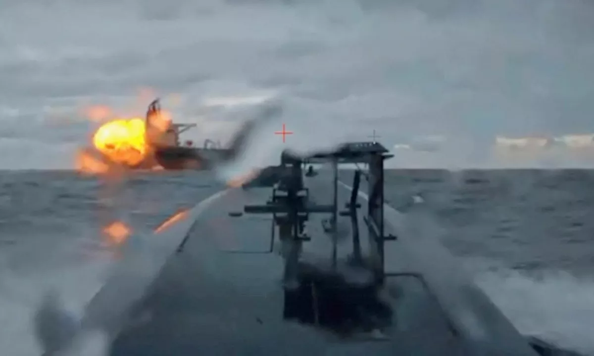 Ukrajina v Črnem morju znova napadla ruski tanker