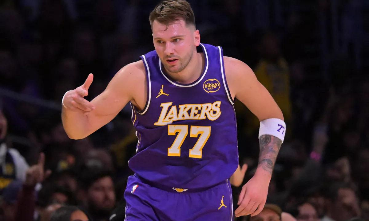Dončić dosegel 35 točk, a Los Angeles Lakers brez pokalnega polfinala