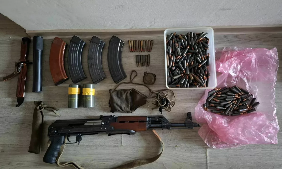 Veljati je začela dopolnitev zakona o prostovoljni predaji nezakonitega orožja