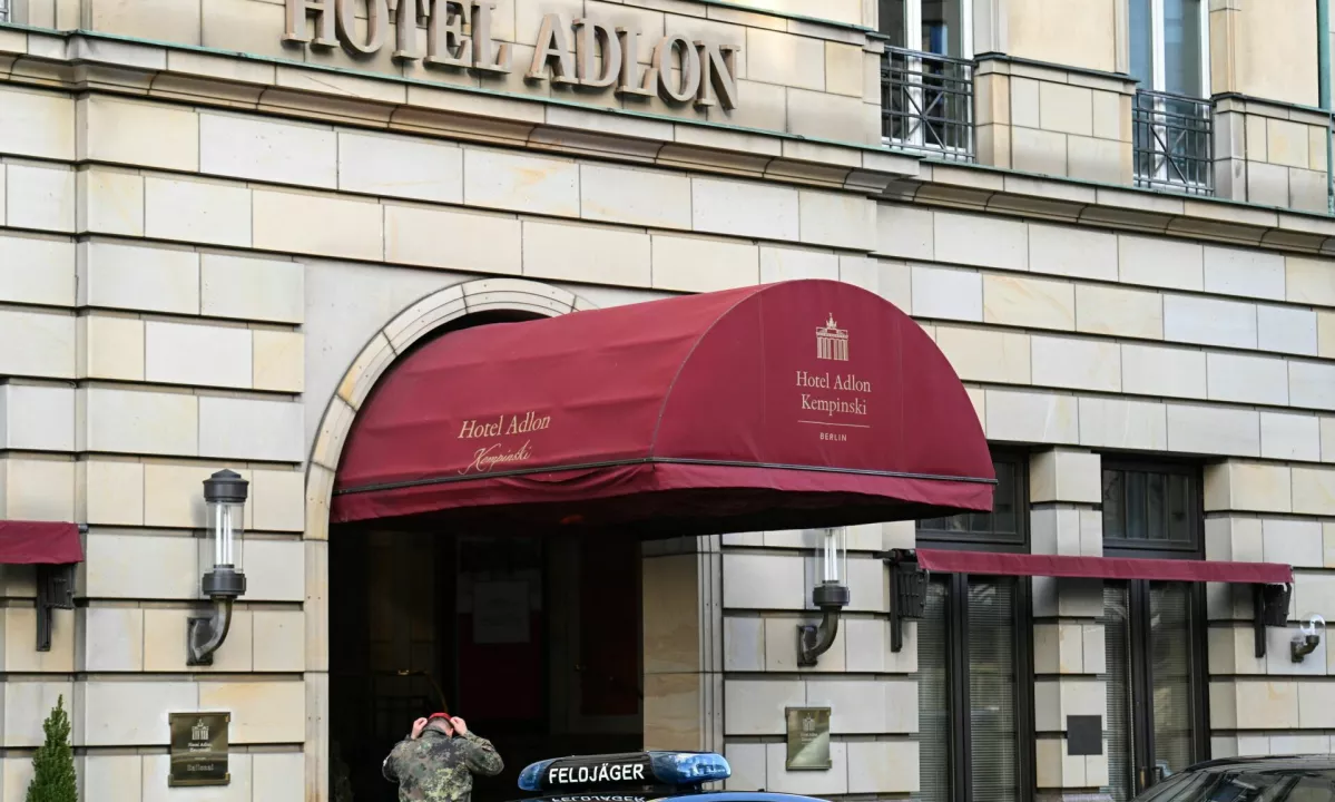 Zelenski v Berlinu. Pogovori o načrtih za končanje vojne se nadaljujejo