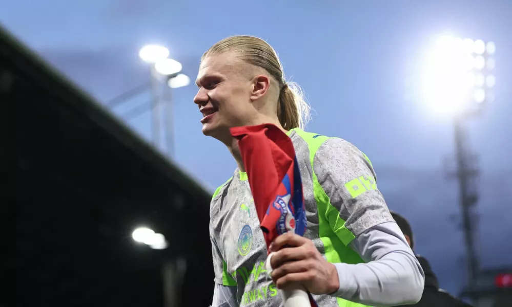Soccer Football - Premier League - Crystal Palace v Manchester City - Selhurst Park, London, Britain - December 14, 2025 Manchester City's Erling Haaland celebrates after the match REUTERS/David Klein EDITORIAL USE ONLY. NO USE WITH UNAUTHORIZED AUDIO, VIDEO, DATA, FIXTURE LISTS, CLUB/LEAGUE LOGOS OR 'LIVE' SERVICES. ONLINE IN-MATCH USE LIMITED TO 120 IMAGES, NO VIDEO EMULATION. NO USE IN BETTING, GAMES OR SINGLE CLUB/LEAGUE/PLAYER PUBLICATIONS. PLEASE CONTACT YOUR ACCOUNT REPRESENTATIVE FOR FURTHER DETAILS..
