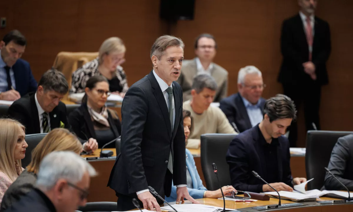 Golob: Decembrske položnice občutno nižje za 20 tisoč oskrbovancev