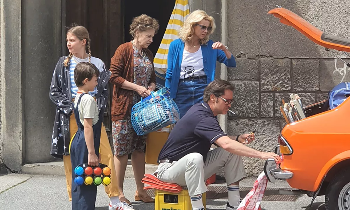 50 tisoč gledalcev in druga zlata rola za Belo se pere na devetdeset