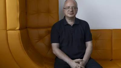 - 19.06.2023 - Dr. Dejan Verčič, profesor, avtor, podjetnik in partner v skupini Herman & partnerji, je v zadnjem desetletju, in sicer med leti 2010&ndash;2019, drugi najbolj citirani raziskovalec na področju globalnih odnosov z javnostmi na svetu. //FOTO: Luka Cjuha