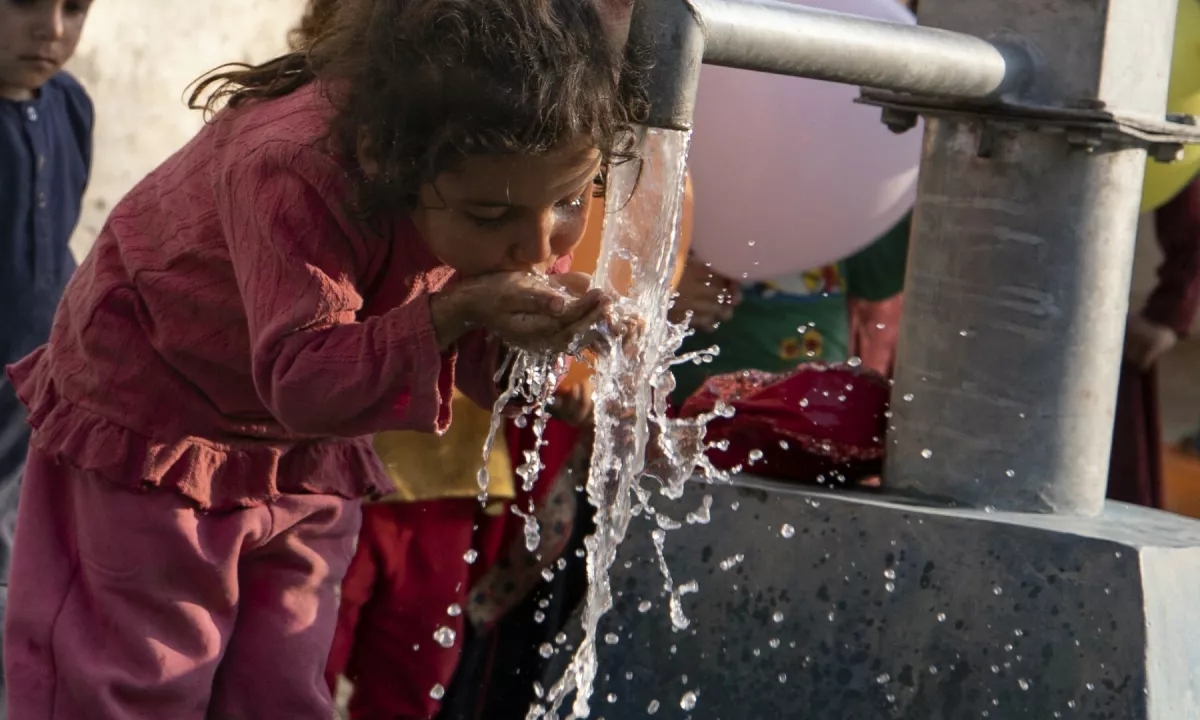 Zaradi vremenskih ujm in zmanjšane pomoči v Afganistanu narašča prehranska negotovost