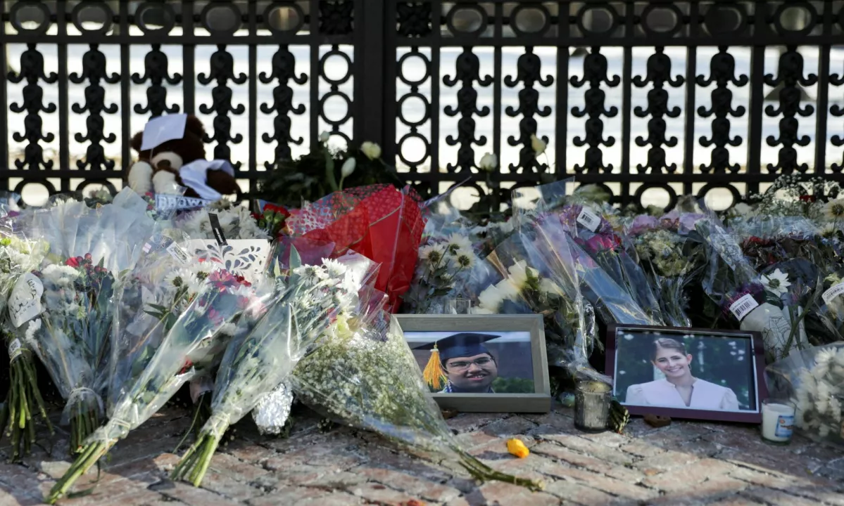 Oblasti v ZDA razširile iskanje strelca z univerze Brown