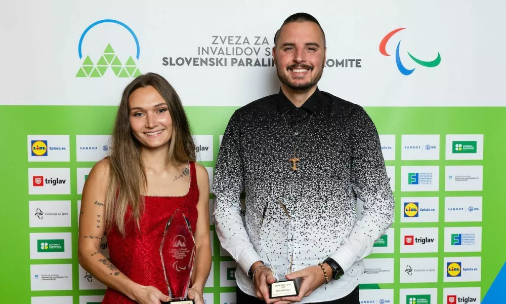 &Scaron;e tretjič je para&scaron;portnica leta postala atletinja Leja Glojnarič (trikrat bronasta na olimpijadi gluhih), tretjič je para&scaron;portnik leta postal tudi tenisač Marino Kegl (3. na odprtem prvenstvu Avstralije, 4. na olimpijadi gluhih). Foto: Vid Ponikvar