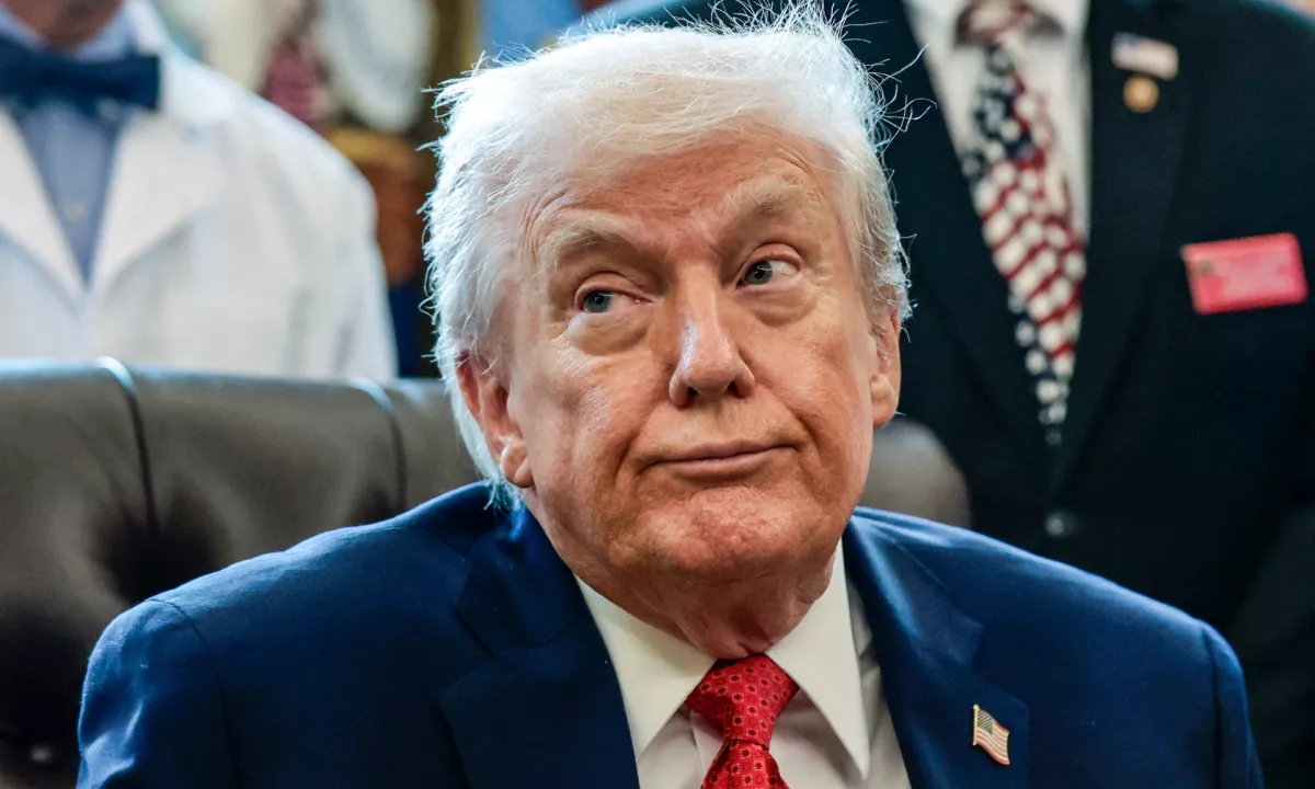 Trump poziva Ukrajino k hitremu dogovoru pred pogajanji v Miamiju