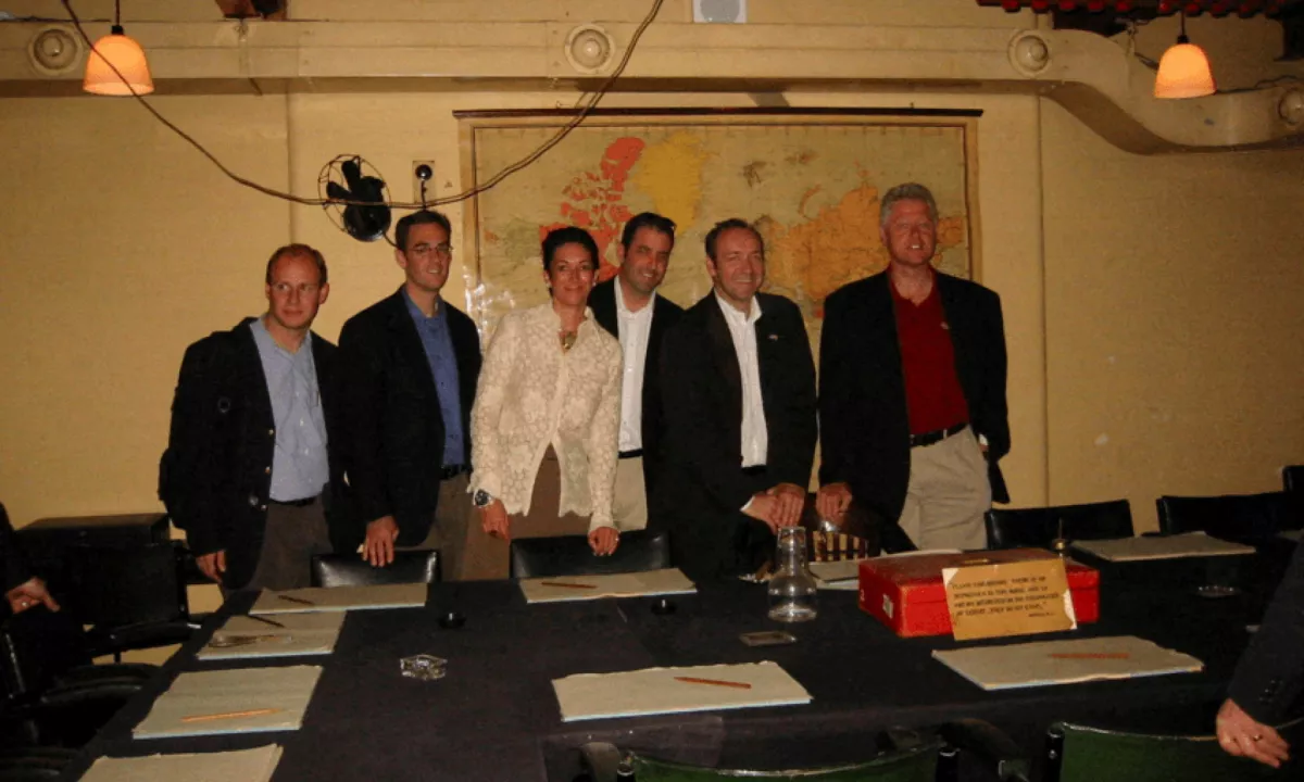 ZDA objavile del Epsteinovih dosjejev, ne pa vseh