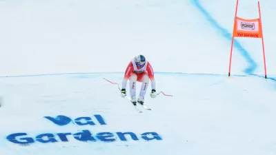 Alpine Skiing - FIS Alpine Ski World Cup - Men's Downhill - Val Gardena, Italy - December 20, 2025 Switzerland's Franjo Von Allmen in action REUTERS/Leonhard Foeger