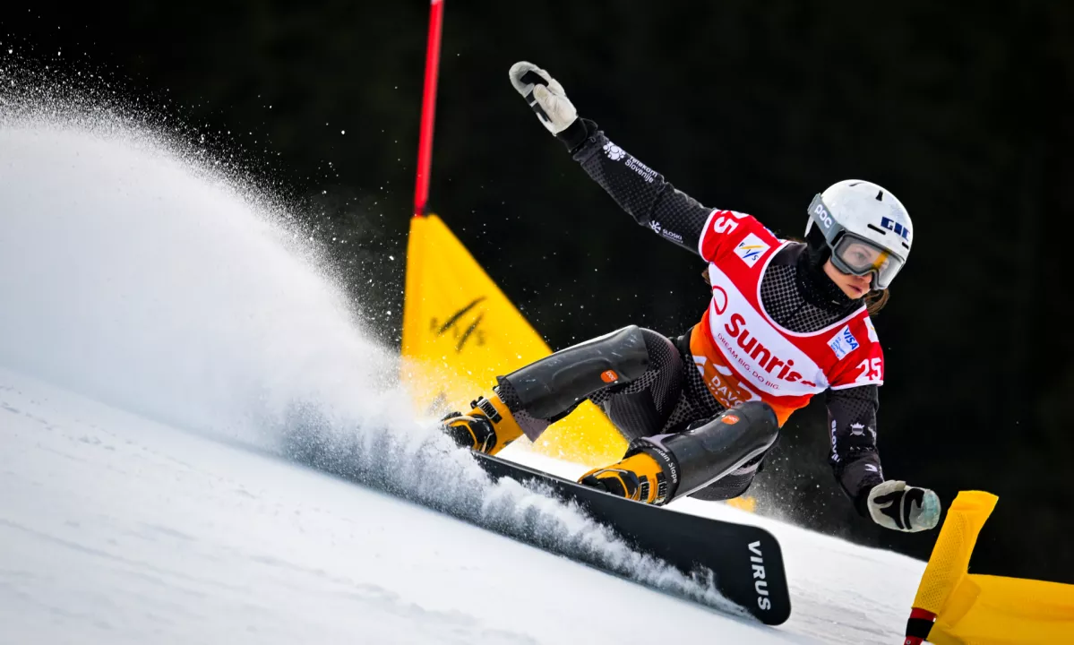 Kotnikova do dosežka sezone, v izločilne boje tudi Mastnak