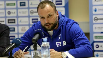 Uro&scaron; Zorman, novi selektor rokometne reprezentance - 03.03.2022 - Rokometna zveza Slovenije (RZS) - novinarska konferenca novega selektorja mo&scaron;ke reprezentance Uro&scaron;a Zormana - //FOTO: Tomaž Skale 