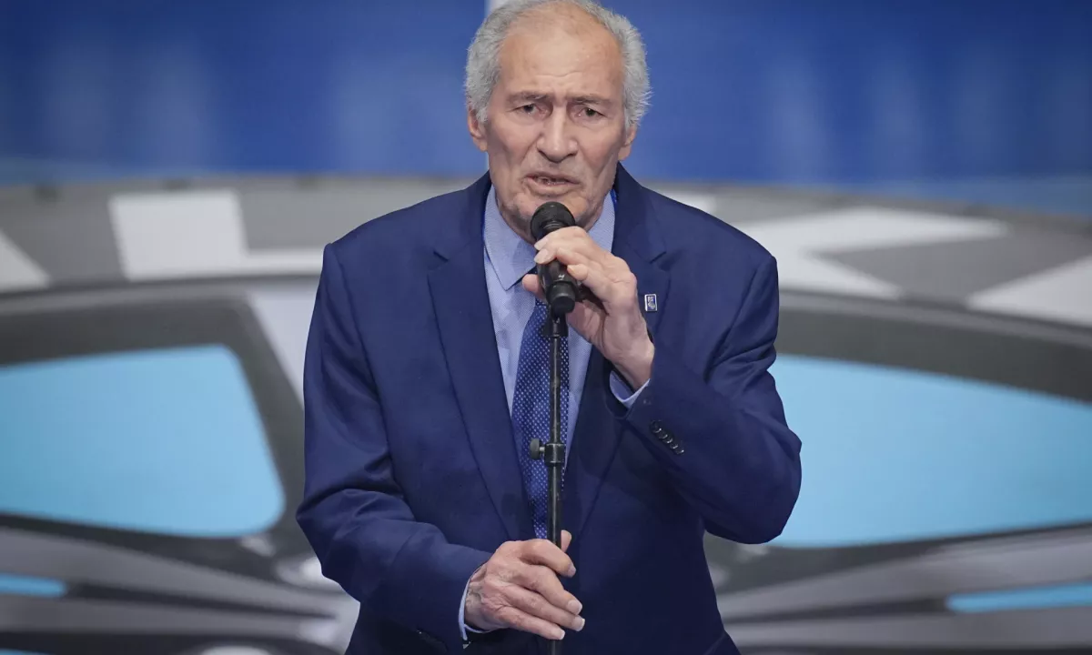 Hasan Mustafa ostaja predsednik IHF, Franjo Bobinac prejel 24 glasov