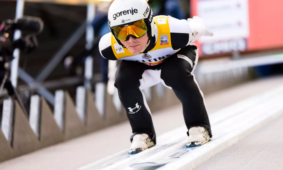 Domen Prevc drugi v kvalifikacijah v Engelbergu