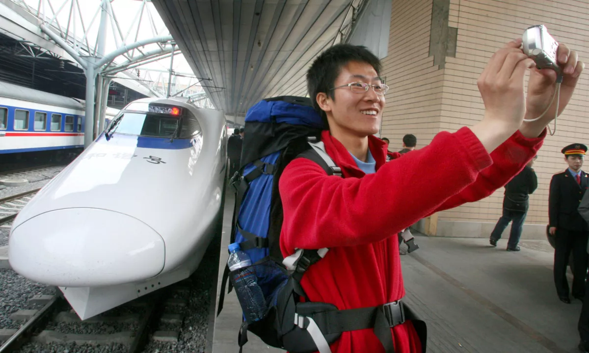 Kitajska presegla 50.000 kilometrov hitrih železnic