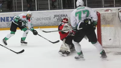 1. gol. 15.03.2024. Finale Državnega prvenstva v hokeju, 4. tekma Sij Acroni Jesenice - SŽ Olimpija. FOTO:Bojan Velikonja 