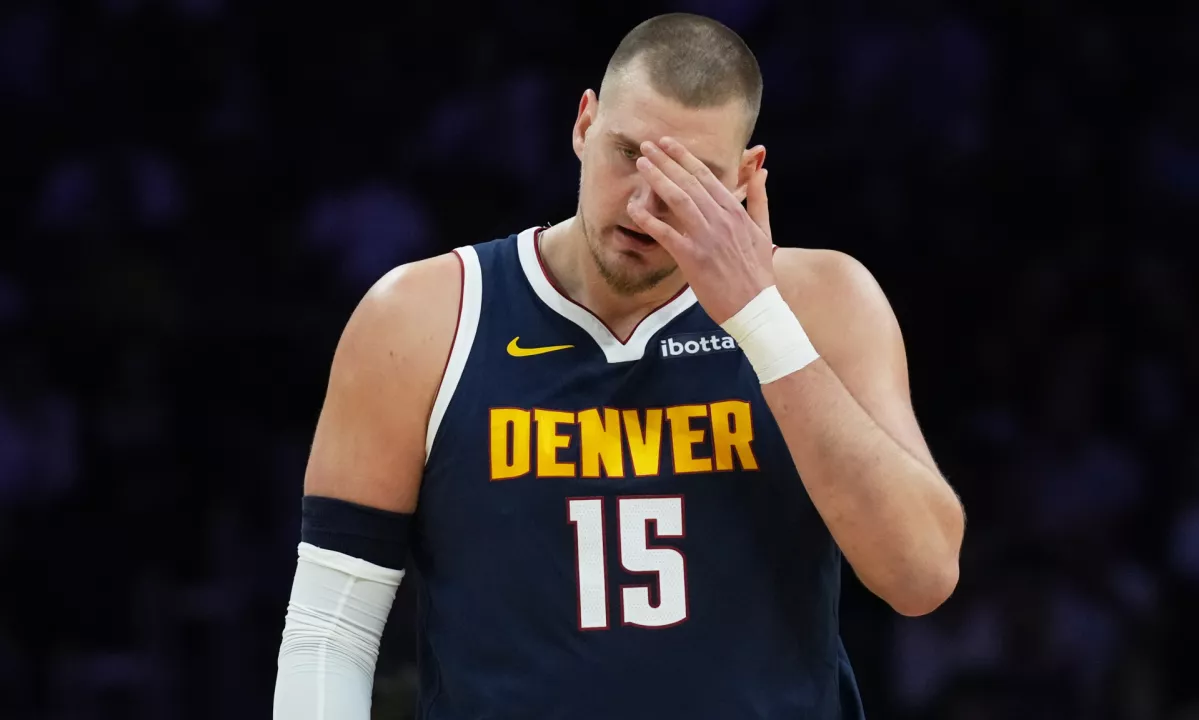 Nikola Jokić se je poškodoval ob visokem porazu moštva Denver Nuggets v Miamiju