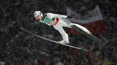 Prevca na poti do rekorda ustavila sneg in veter, zmaga Anžeta Lani&scaron;ka