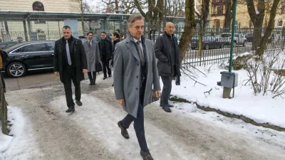 Predsednik vlade Robert Golob13.01.2026 - Delovno kosilo pri predsedniku vlade Robertu Golobu. PEN KlubFoto: Luka Cjuha