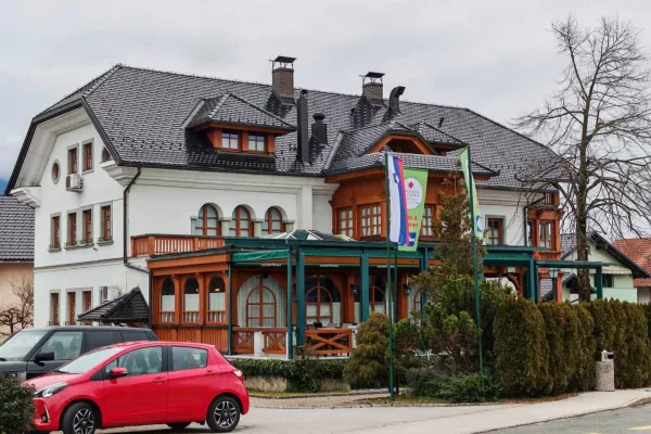 Gosti&scaron;če Tulipan