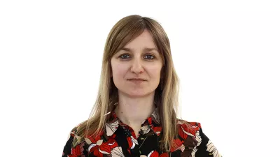 Tamara KrivecZA ONLINE - Redakcija Dnevnik 2024 - portreti za komentarje in kolumne - kolumnisti - komentatorji &ndash; novinarji - portret //FOTO: Luka Cjuha