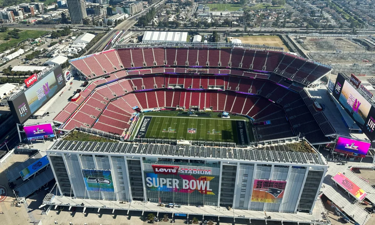 Medtem ko pri nas športni navdušenci spremljajo zimske olimpijske igre, Američane te dni zanima samo en športni dogodek.