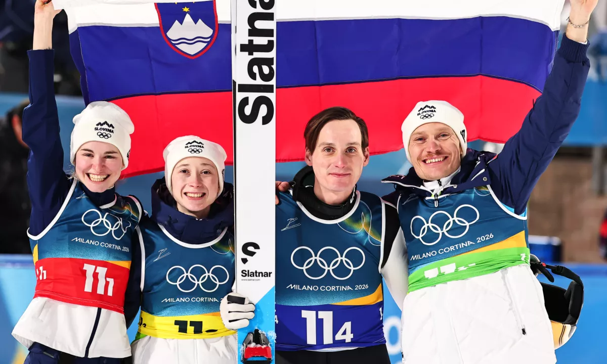 Na tekmi mešanih ekip v smučarskih skokih je slovenska četverica Nika Vodan, Anže Lanišek, Nika Prevc in Domen Prevc v Predazzu letela v svojem razredu, saj je vodila od prvega do zadnjega skoka in zmagala s prednostjo 30,9 točke.