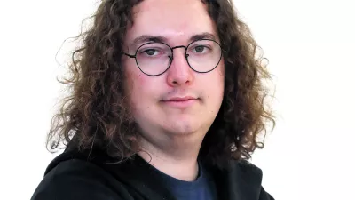 Ga&scaron;per Straži&scaron;ar- Redakcija Dnevnik 2024 - portreti za komentarje in kolumne - kolumnisti - komentatorji &ndash; novinarji - portret //FOTO: Luka Cjuha