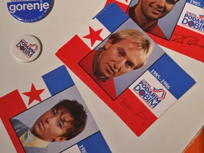 Srečke Podarim dobm - Mateja Svet - Bojan Križaj - Rok Petrovič- 12.10.2016 - Muzej novej&scaron;e zgodovine Slovenije - gostujoča razstava Muzeja zgodovine Jugoslavije (MIJ) z naslovom NIKOLI JIM NI BILO BOLJE? Modernizacija vsakdanjega življenja v socialistični Jugoslaviji med letoma 1945 in 1990.//FOTO: Tomaž Skale / Foto: Tomaž Skale