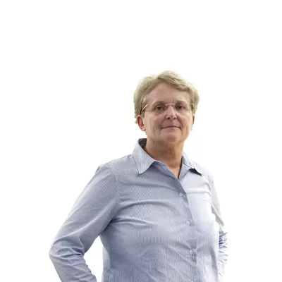 Tatjana PihlarZA ONLINE - Redakcija Dnevnik 2024 - portreti za komentarje in kolumne - kolumnisti - komentatorji &ndash; novinarji - portret //FOTO: Luka Cjuha / Foto: Luka Cjuha