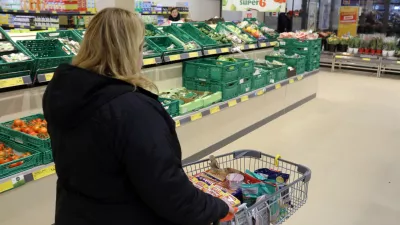 - 16.01.2017 - Hofer Vila Urbana, Poljanski nasip 10, odprtje nove enote Hofer Ljubljana: //FOTO: Jaka Gasar