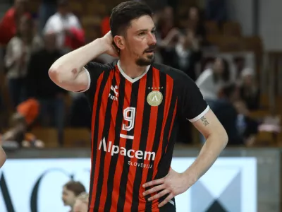 Dejan Vinčić22.4.2025 - odbojka - ACH Volley - Alpacem Kanal v finalu državnega prvenstva za mo&scaron;keFoto: Luka Cjuha