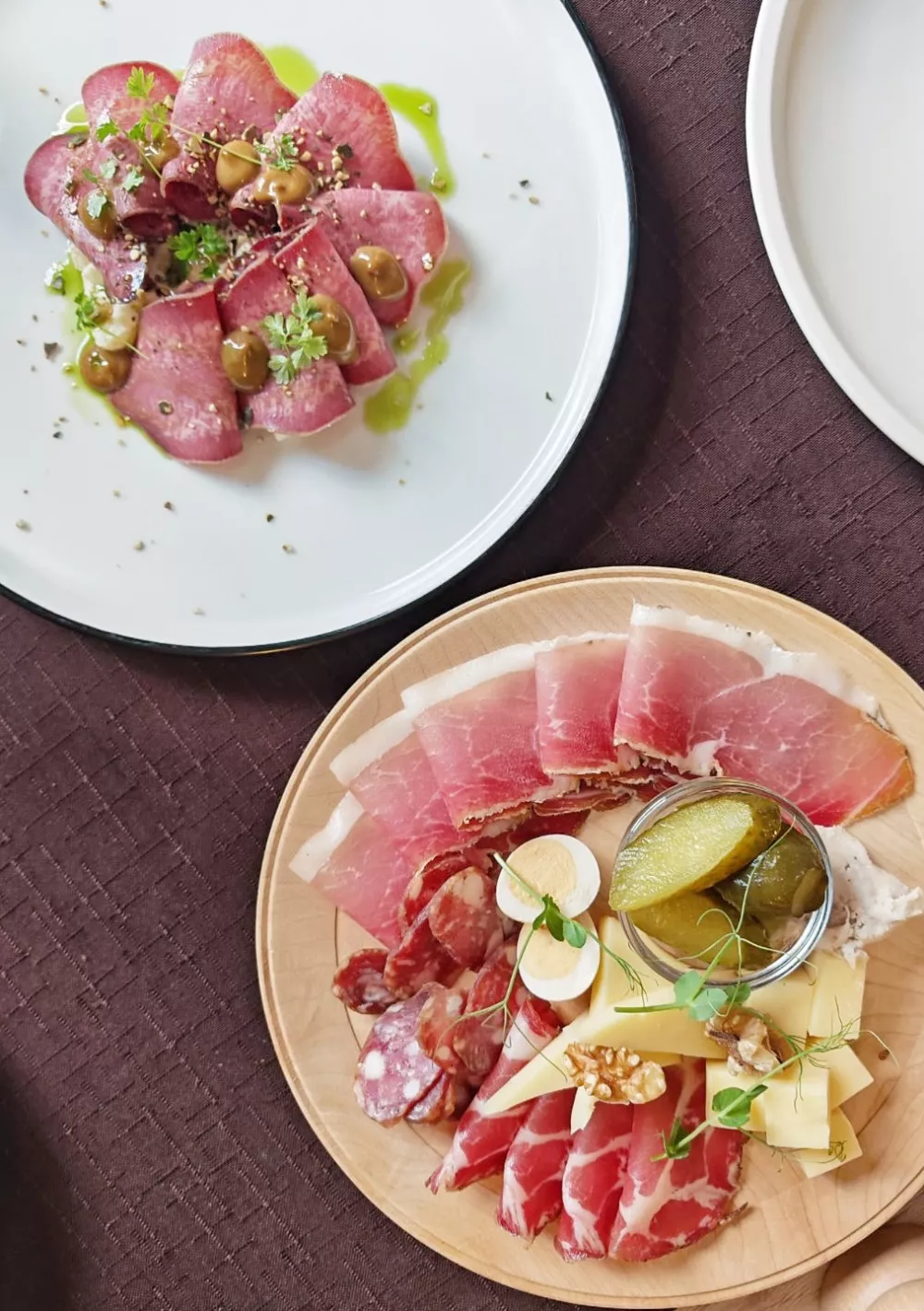 Hladne predjedi, Gostilna pri Hrvatu