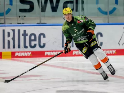 Reid McNeill, HK Olimpija