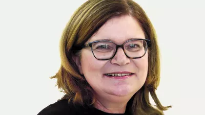 Meta Černoga- Redakcija Dnevnik 2024 - portreti za komentarje in kolumne - kolumnisti - komentatorji &ndash; novinarji - portret //FOTO: Luka Cjuha